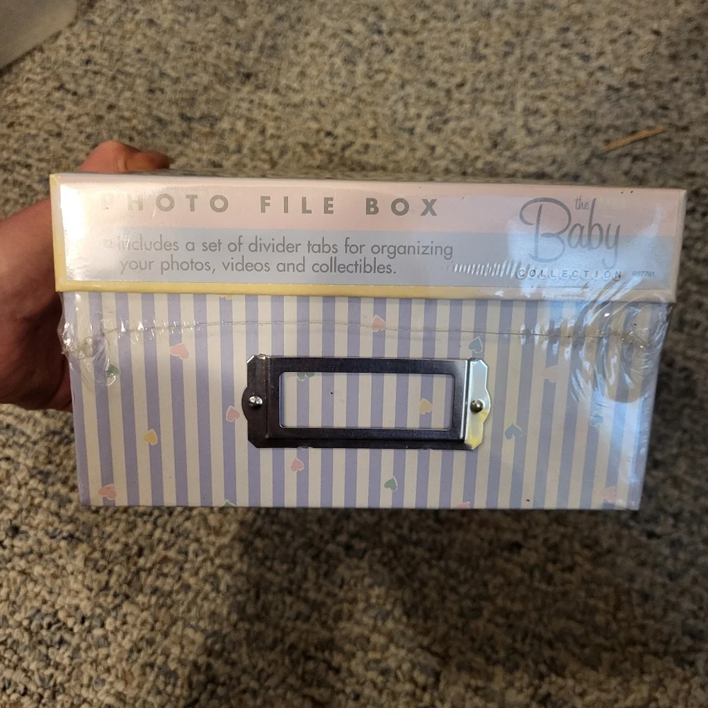 Baby Photo File Keepsake Box 1,000+ 4‎ x 6 photos New Gender Neutral